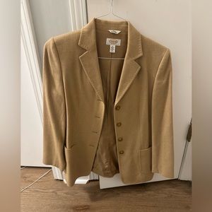 Vintage Talbots 100% camel hair feminine blazer